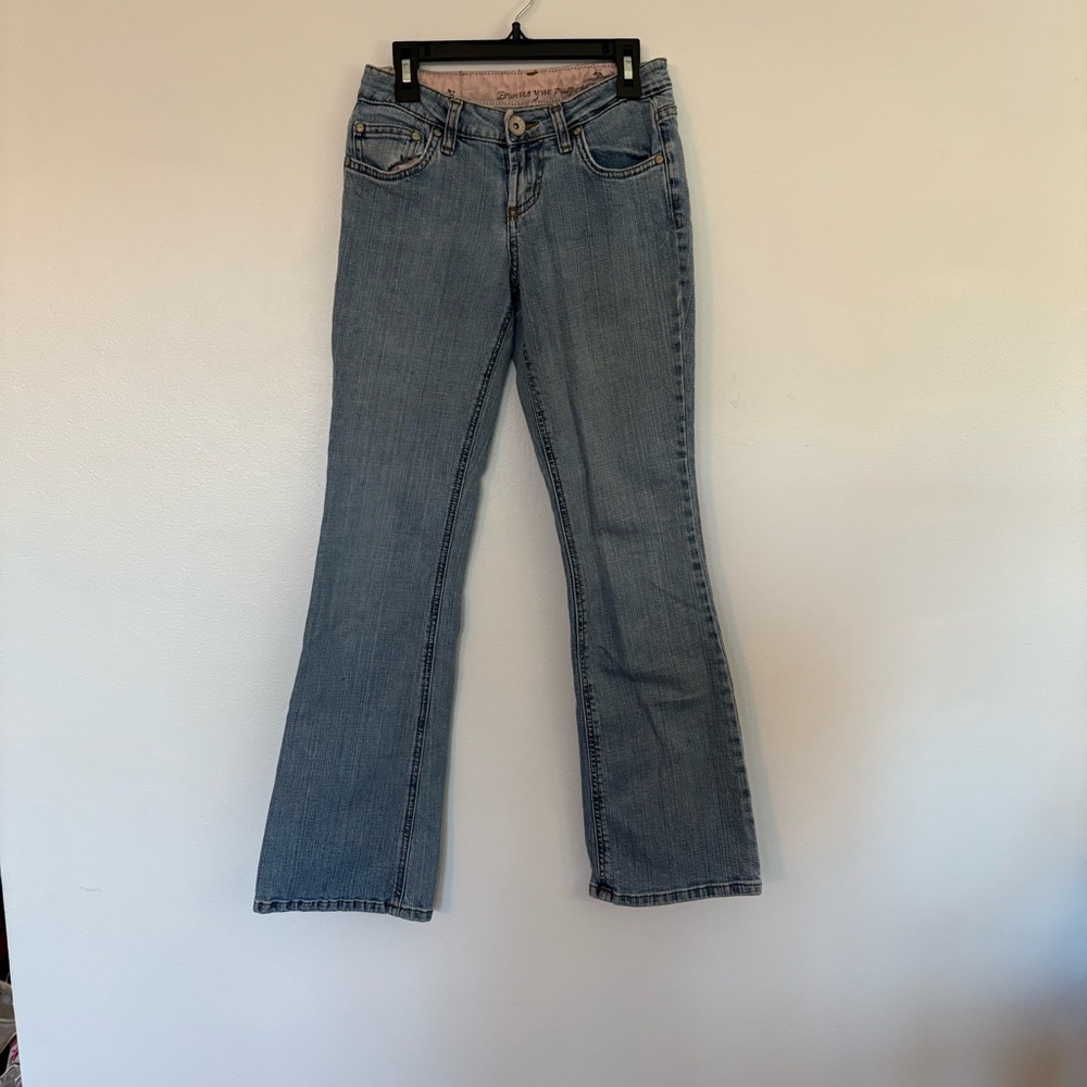 LEI Juniors Classic Light wash Bootcut Jeans